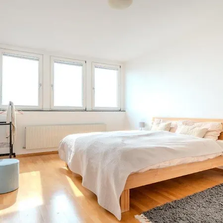 Kreuzberg Haus In 1a Lage *