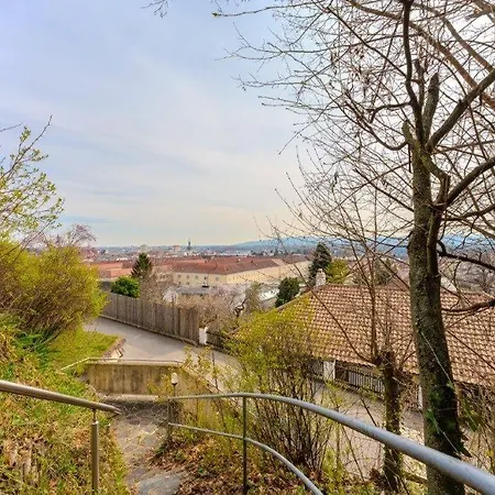 Kreuzberg Haus In 1a Lage Feriehus